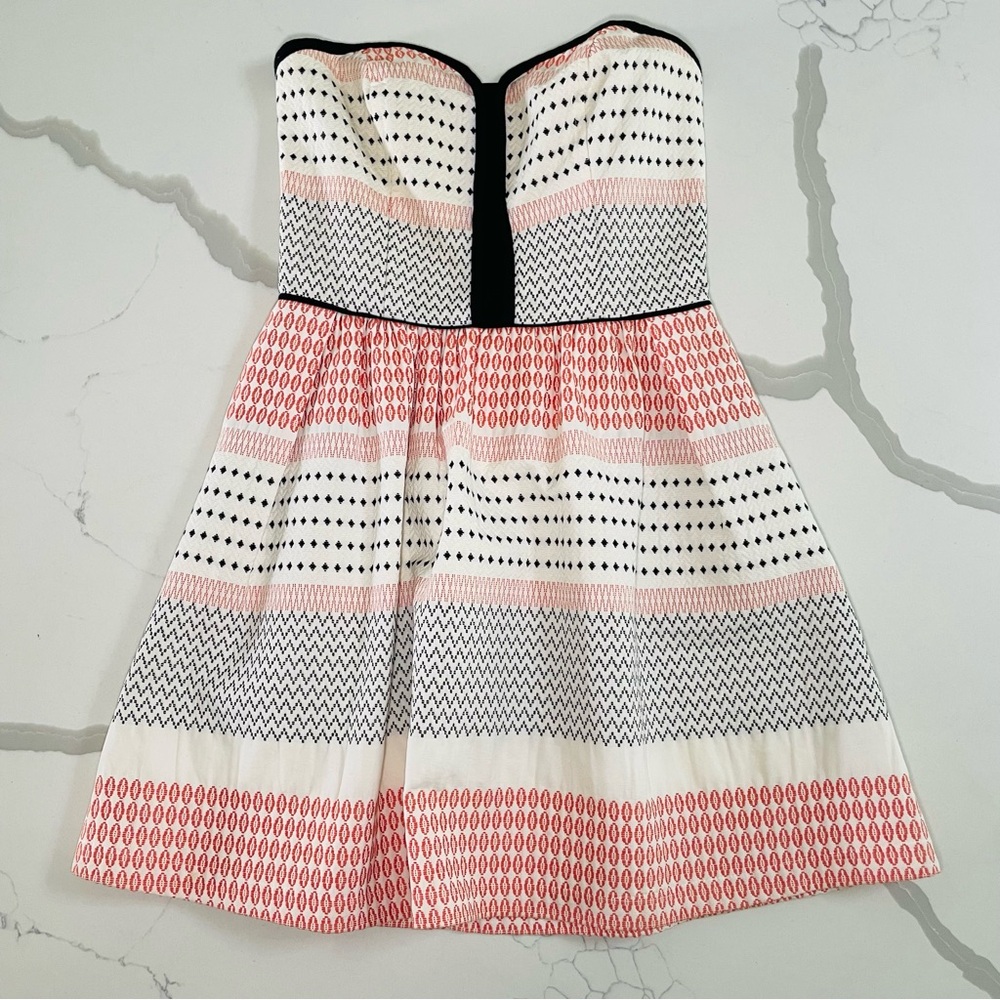 Ella Moss Strapless Dress with Pockets - Picture 3 of 6